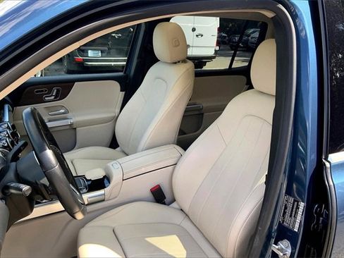 Used 2020 Mercedes-Benz GLB 250 4MATIC image 6
