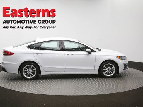 Used 2020 Ford Fusion SE FWD image 43