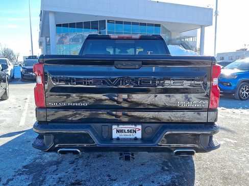 Used 2023 Chevrolet Silverado 1500 High Country image 23