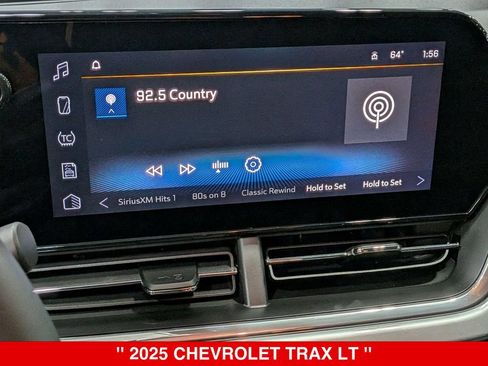 Used 2025 Chevrolet Trax LT w/ Driver Confidence Package FWD image 23