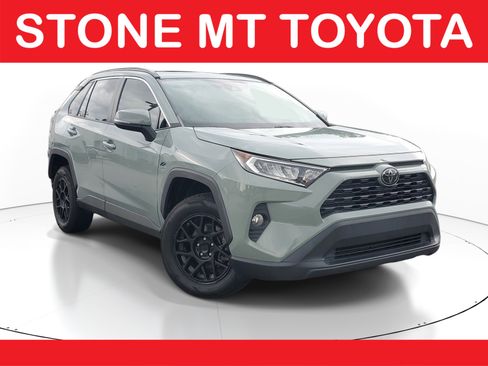 Used 2019 Toyota RAV4 XLE FWD image 1