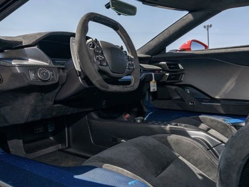 Used 2019 Ford GT RWD image 10
