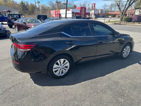 Used 2024 Nissan Sentra S FWD image 4