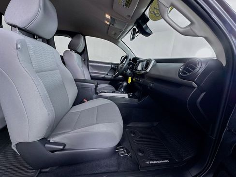 Used 2018 Toyota Tacoma SR5 image 26