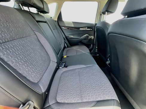 New 2026 Kia Seltos S FWD image 27