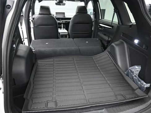Used 2025 Honda CR-V Sport Touring image 9