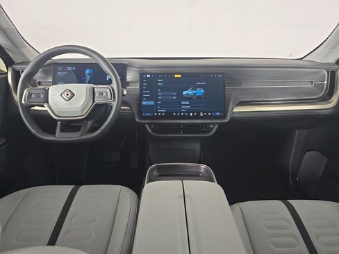 Used 2025 Rivian R1S Adventure Dual AWD/4WD image 25