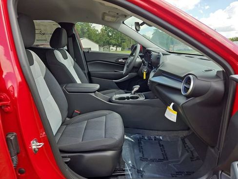 New 2026 Chevrolet Trax LS w/ LS Convenience Package FWD image 27