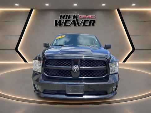 Used 2018 RAM 1500 Express AWD/4WD image 13