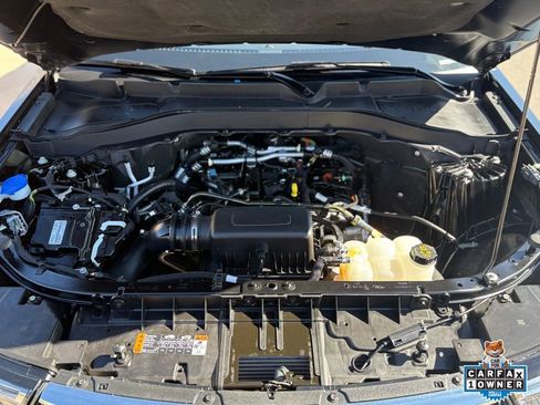 Used 2022 Ford Explorer XLT w/ Equipment Group 202A image 28