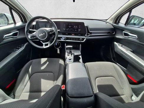 Used 2024 Kia Sportage LX FWD image 17