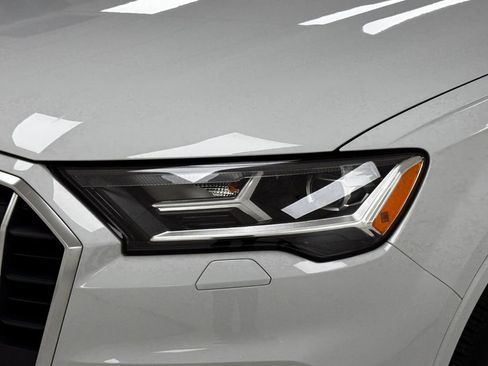 Used 2022 Audi Q7 3.0T Premium Plus w/ Premium Plus Package image 33