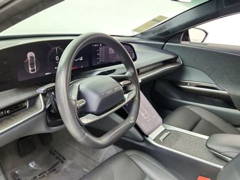 Used 2024 Lucid Air Touring image 18