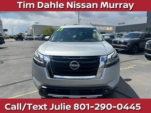 Used 2023 Nissan Pathfinder SL AWD/4WD image 4