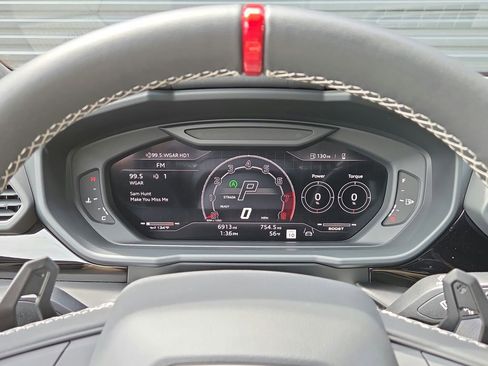 Used 2024 Lamborghini Urus S AWD/4WD image 10