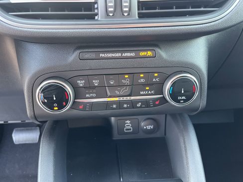 New 2025 Ford Escape Active w/ Cold Weather Package image 15