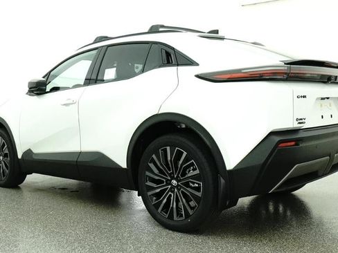 New 2026 Toyota C-HR AWD/4WD image 21