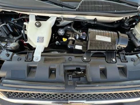 Used 2017 Chevrolet Express 2500 LT w/ LT Preferred Equipment Group image 88
