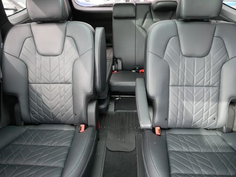 Used 2025 Kia Telluride SX Prestige X-Line image 13