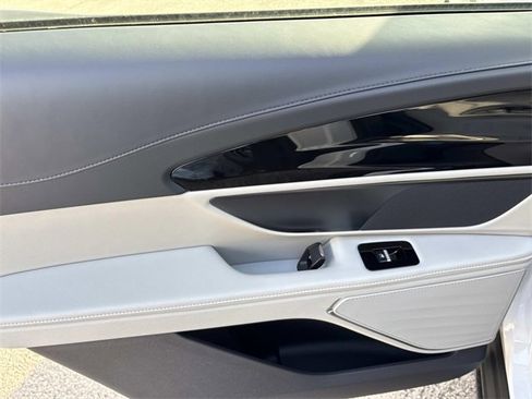 New 2026 Lincoln Nautilus Premier image 19