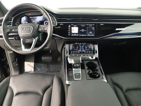 Used 2023 Audi Q8 Premium Plus w/ Premium Plus Package image 18
