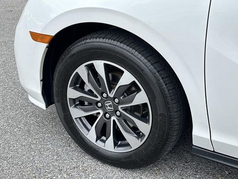 Used 2023 Honda Odyssey EX-L image 41