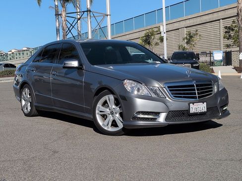 Used 2013 Mercedes-Benz E 350 Sedan image 2