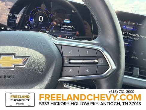 Used 2025 Chevrolet Equinox LT w/ Convenience Package II AWD/4WD image 28