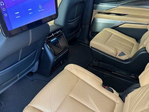 New 2025 Cadillac Escalade IQ Sport 2 w/ LPO, ONYX Package image 12