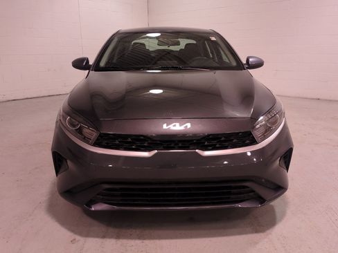 Used 2023 Kia Forte LXS image 9