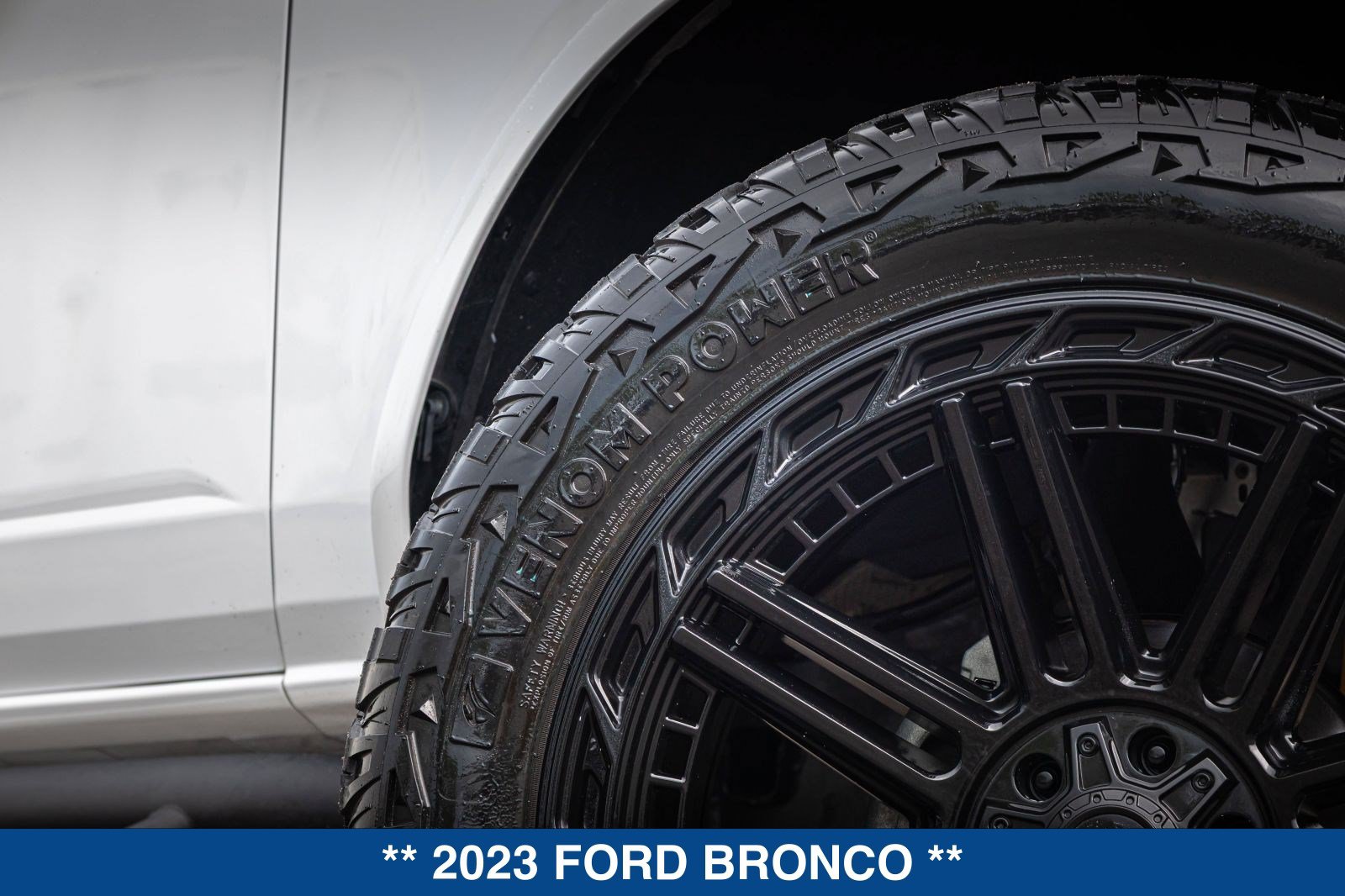 Used 2023 Ford Bronco Badlands AWD/4WD image 23