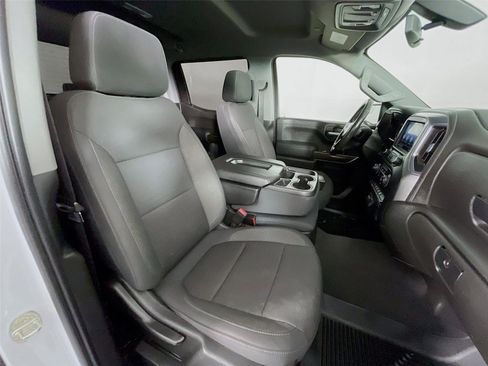 Used 2020 Chevrolet Silverado 1500 LT Trail Boss image 29