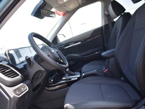 New 2026 Kia Seltos S FWD image 20