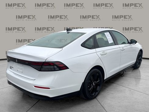 Used 2025 Honda Accord SE image 5