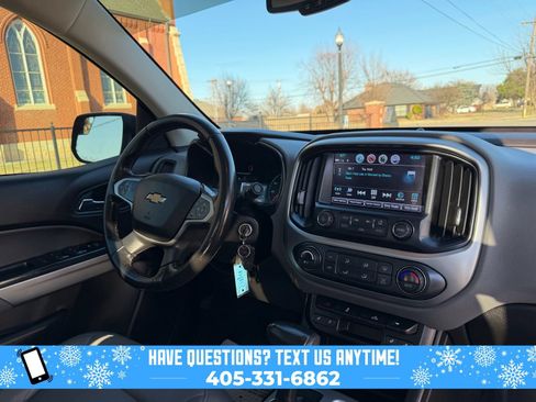 Used 2017 Chevrolet Colorado LT w/ Luxury Package, Chrome image 3