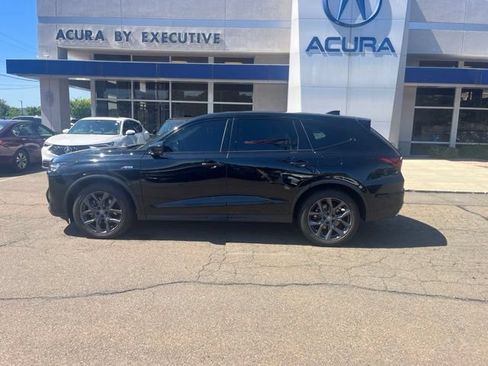 Used 2023 Acura MDX A-Spec AWD/4WD image 3