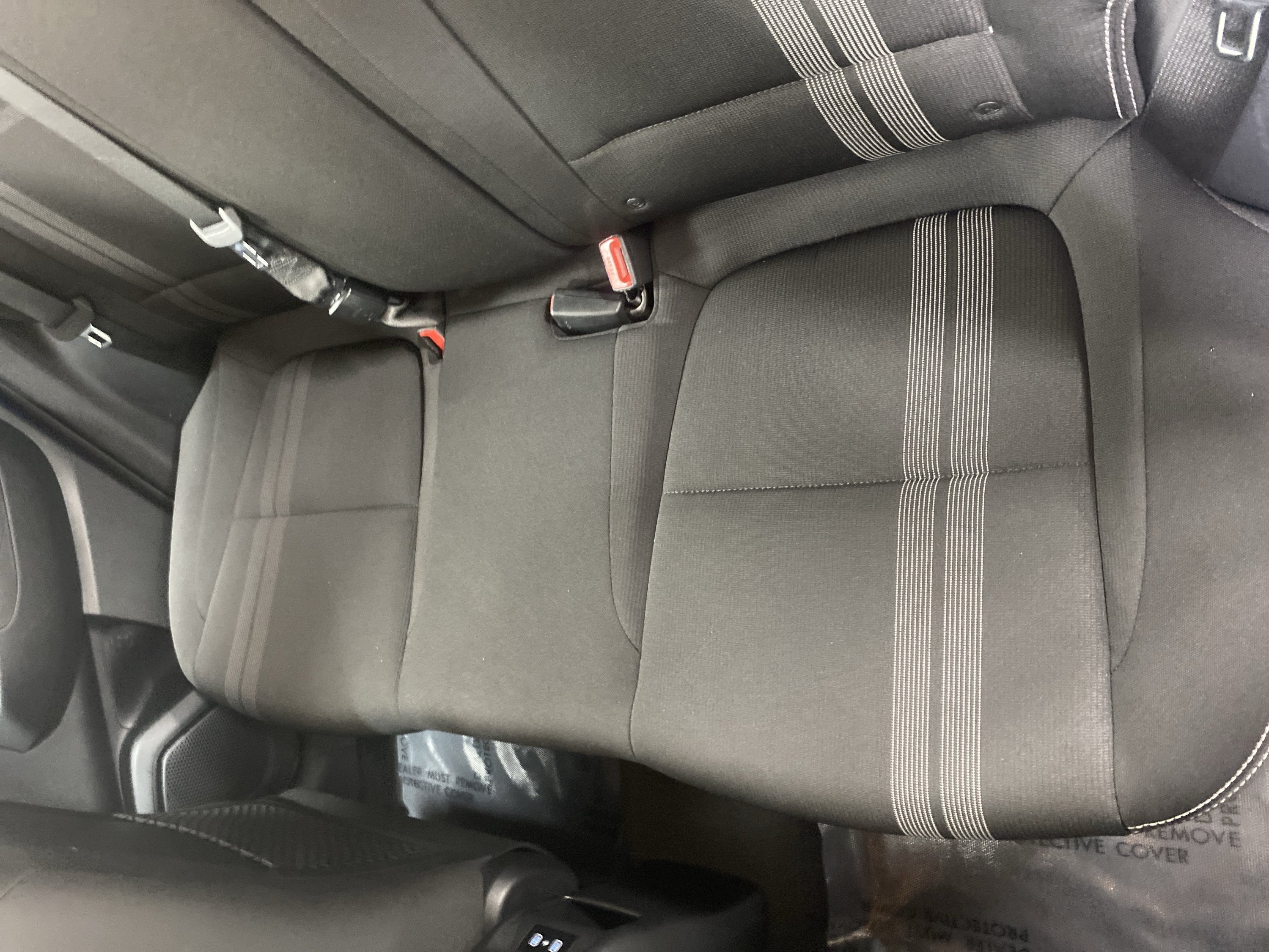 Used 2025 Hyundai Venue SEL FWD image 11
