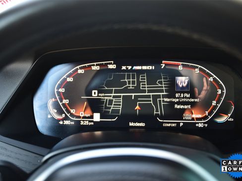 Used 2022 BMW X7 M50i w/ Cold Weather Package image 15