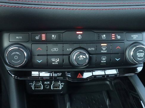 New 2026 Dodge Durango GT image 8