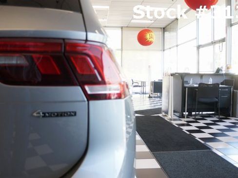 Certified 2024 Volkswagen Tiguan S image 81