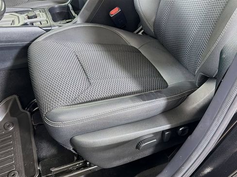 Used 2019 Subaru Forester Premium AWD/4WD image 21