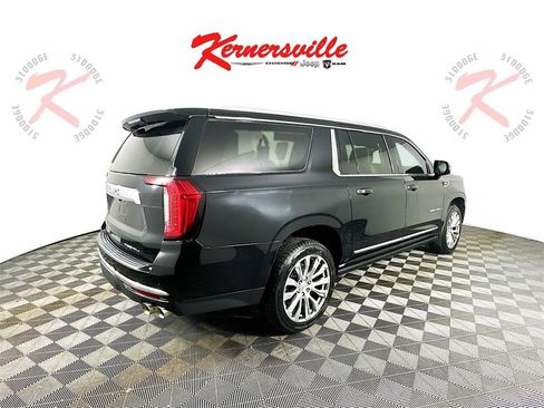 Used 2023 GMC Yukon XL Denali image 7