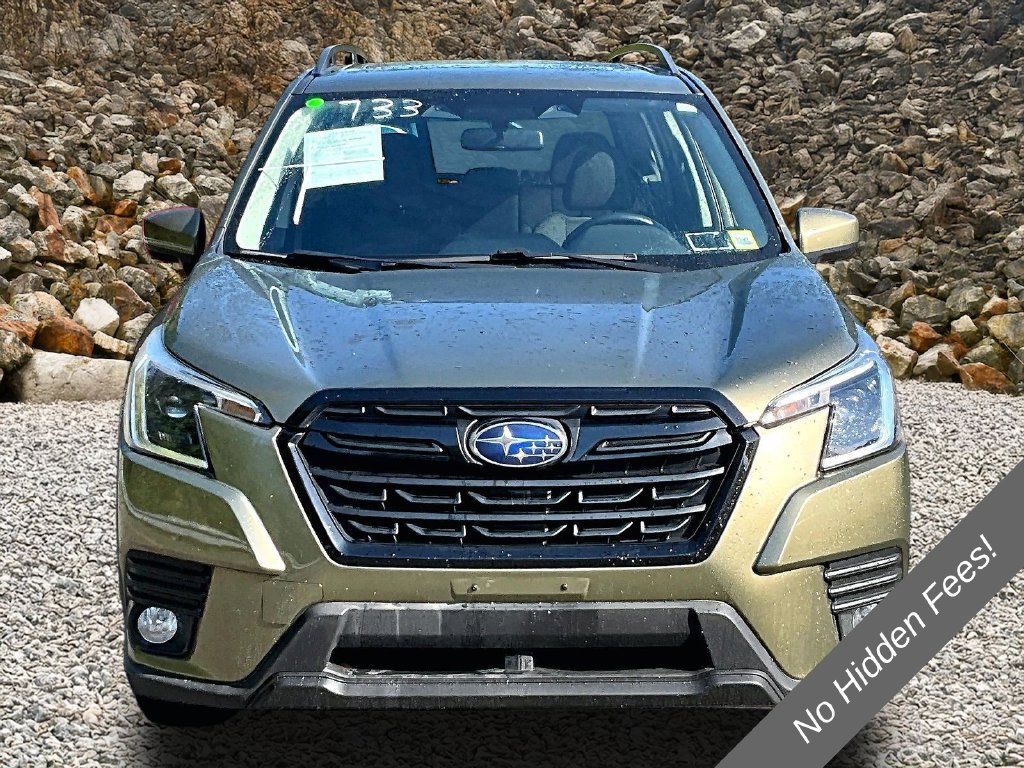 Used 2022 Subaru Forester Premium AWD/4WD image 2