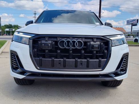 Used 2025 Audi Q7 3.0T Premium Plus w/ Premium Plus Package AWD/4WD image 18