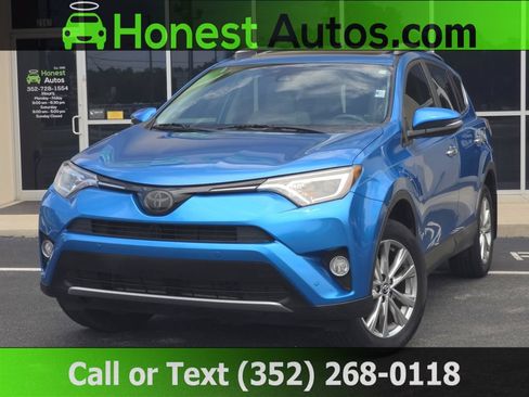Used 2016 Toyota RAV4 Limited FWD image 1