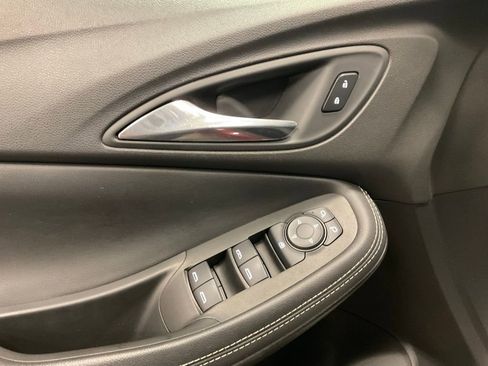 Used 2021 Buick Encore GX Preferred w/ Sport Touring Package image 12