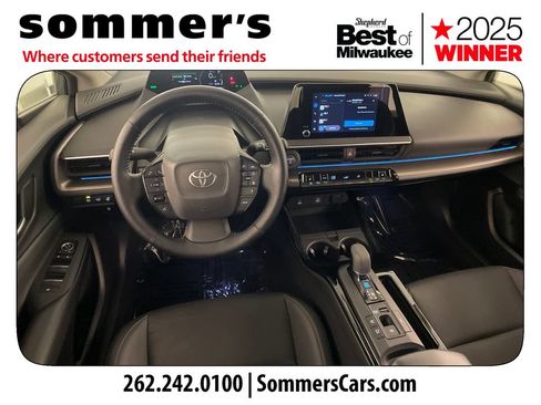 Used 2023 Toyota Prius XLE AWD/4WD image 12