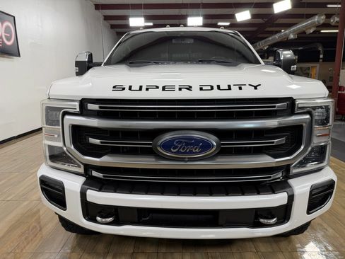 Used 2020 Ford F250 Platinum w/ Tremor Off-Road Package AWD/4WD image 2