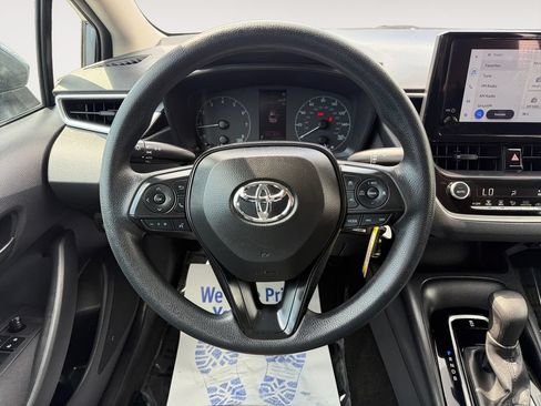 Used 2024 Toyota Corolla LE FWD image 12