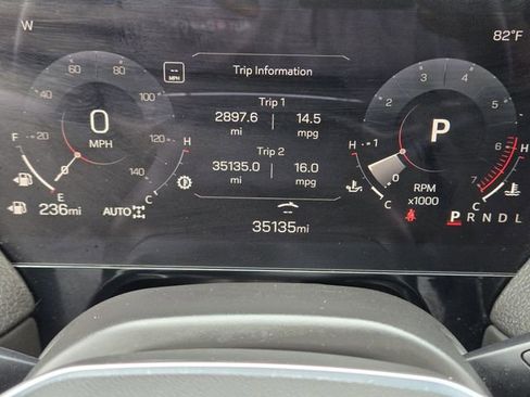 Used 2025 GMC Yukon Denali AWD/4WD image 16